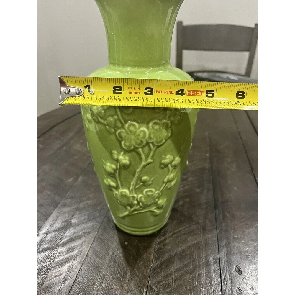 VTG Hyalyn  574 Vase‎ Art Pottery Oriental Style Flowers Celadon Green USA 11